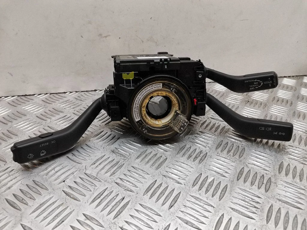Sviru komplekts 3C0959653