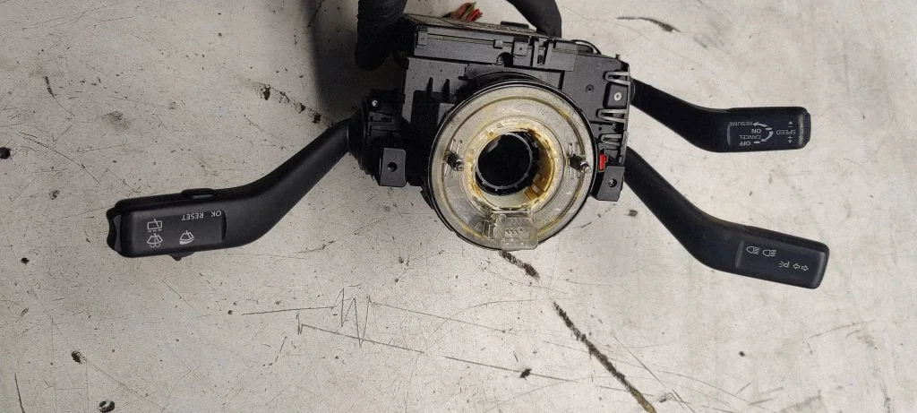 Wiper turn signal indicator stalk/switch 3C9953513C