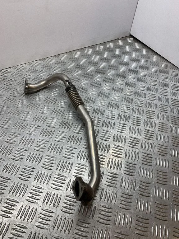 EGR valve line/pipe/hose 03L131521
