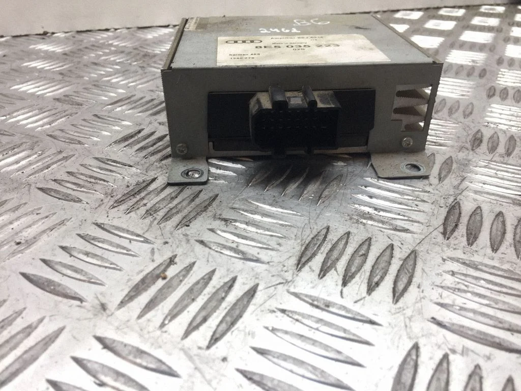 Sound amplifier – Audi A4 S4 B6 8E 8H (2001-2005)