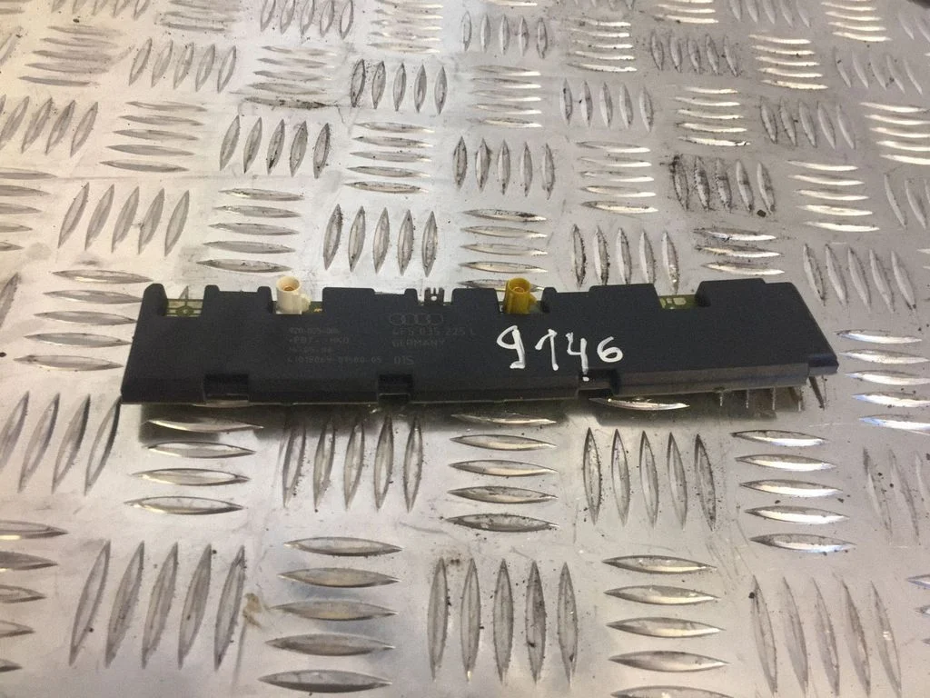 Aerial antenna amplifier 4F5035225L