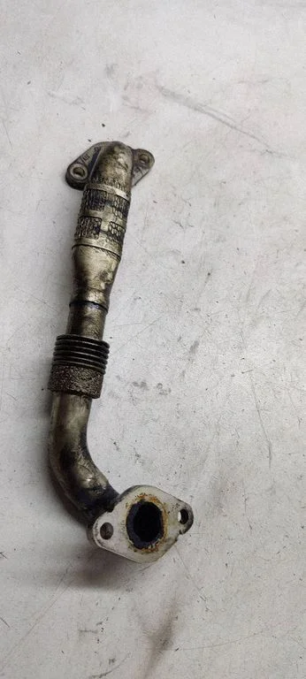 EGR valve line/pipe/hose 036131