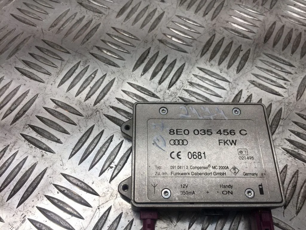 Aerial antenna amplifier 8E0035456C
