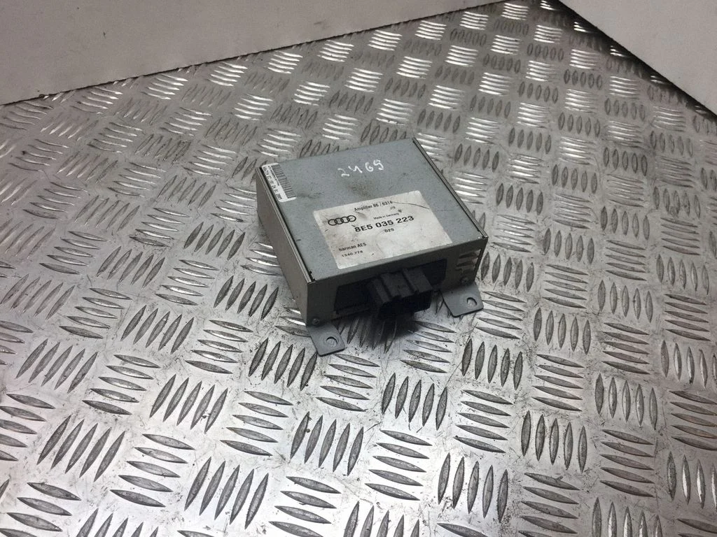 Sound amplifier – Audi A4 S4 B6 8E 8H (2001-2005)
