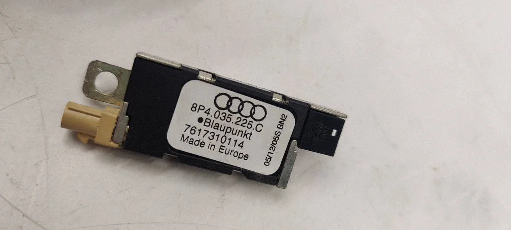 Aerial antenna amplifier 8P4035225C