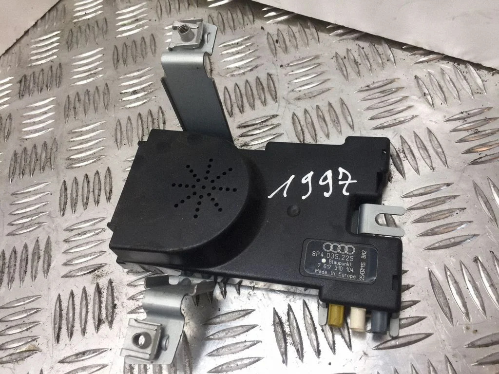 Aerial antenna amplifier 8P4035225