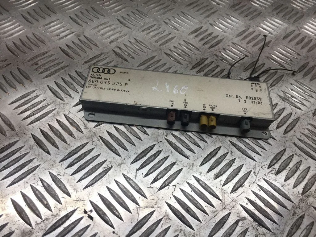 Aerial antenna amplifier 8E9035225P