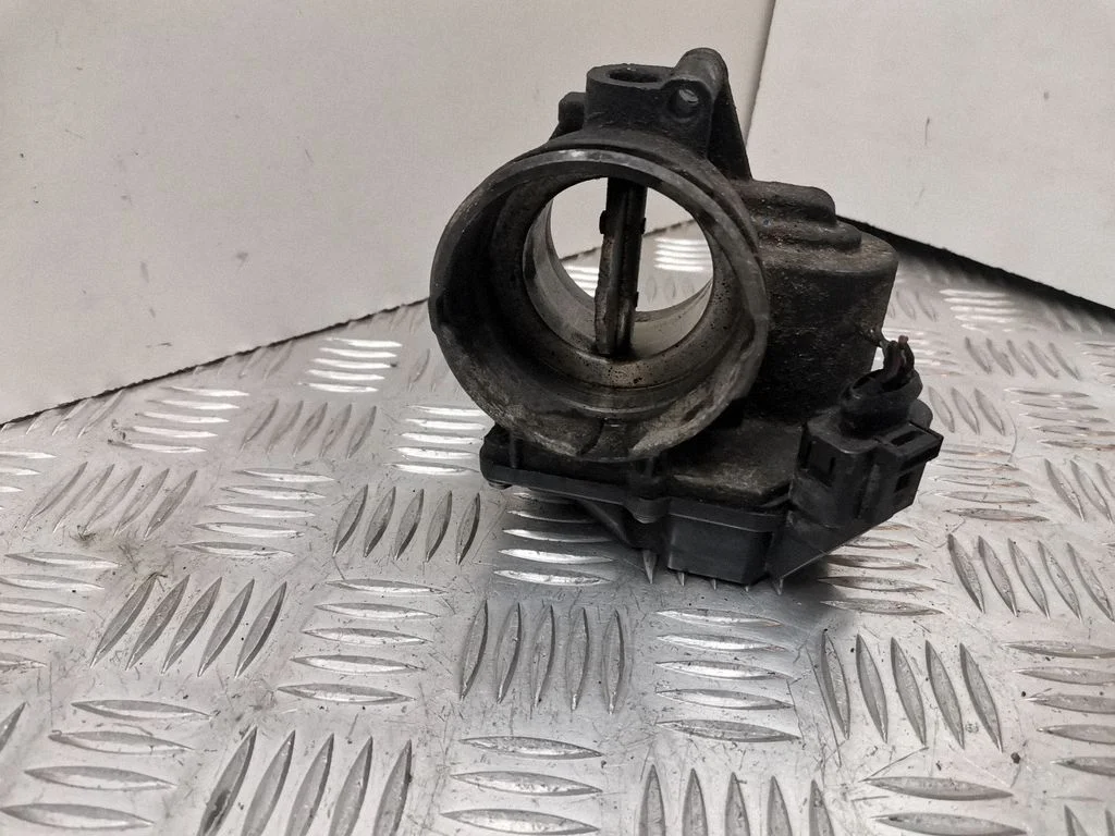 Throttle valve 03G128063A