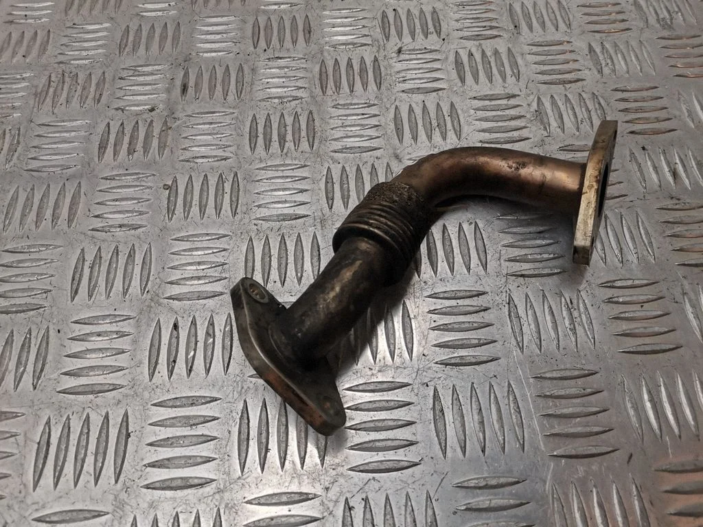 EGR valve line/pipe/hose 038131521AJ