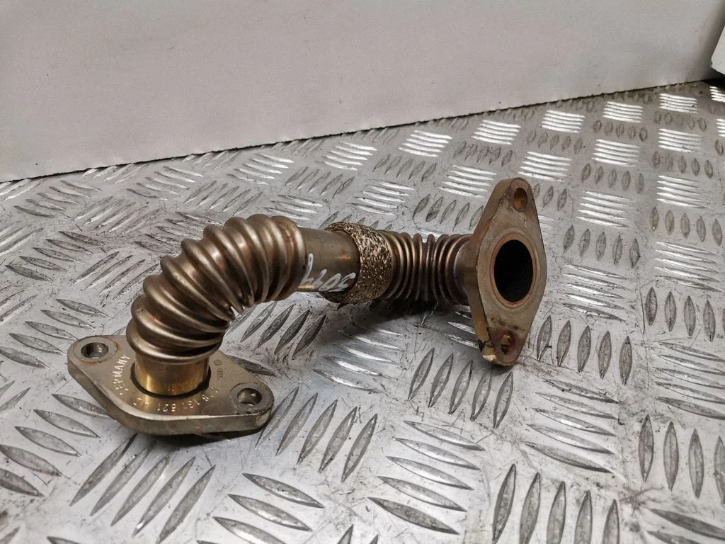 EGR valve line/pipe/hose 028131521AD