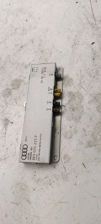 Aerial antenna amplifier 8E9035225P