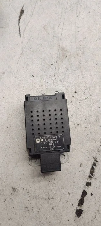 Antenni võimendi 5m0035570B