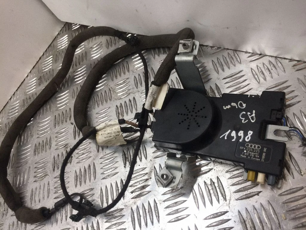 Aerial antenna amplifier 8P4035225