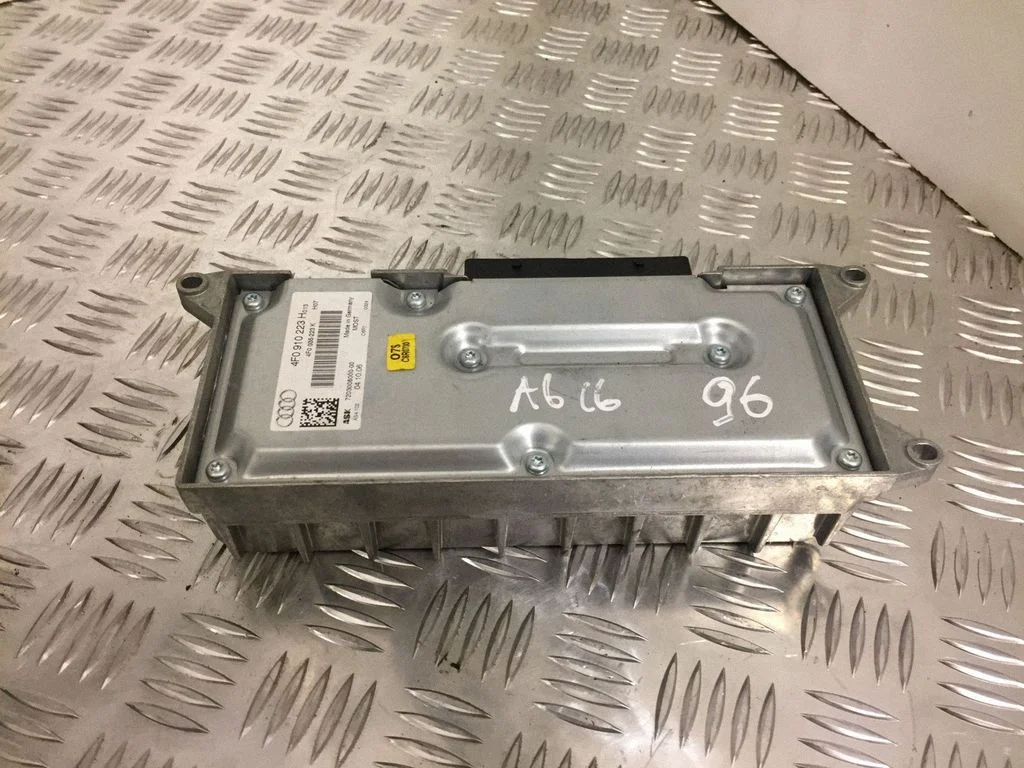 Sound amplifier – Audi A6 Allroad C6 (2006-2011)