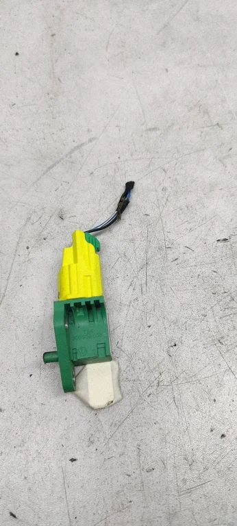 Airbag deployment crash/impact sensor 909606005