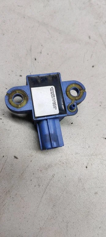 Drošības spilvenu trieciena sensors 1k0955557A
