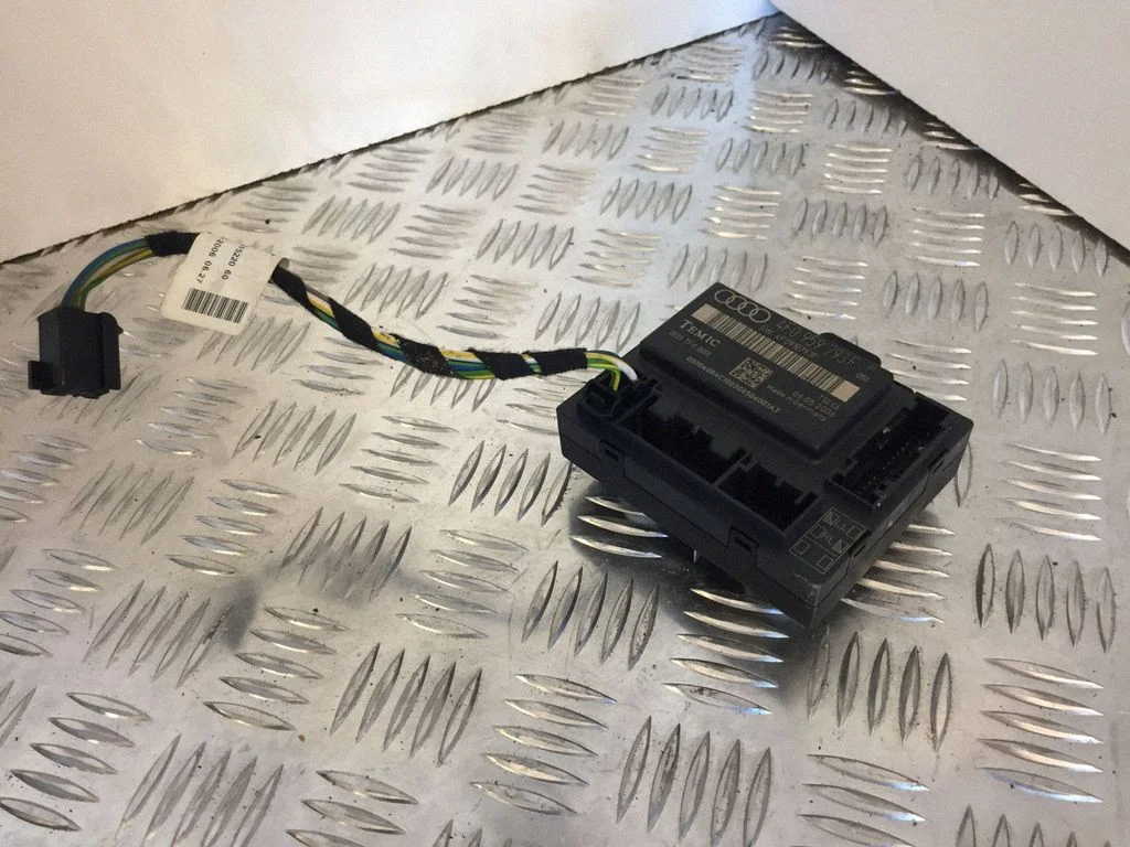 Door control unit/module – Audi A6 Allroad C6 (2006-2011)