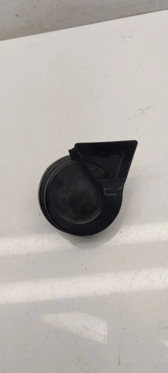 Horn signal 8e0951223A