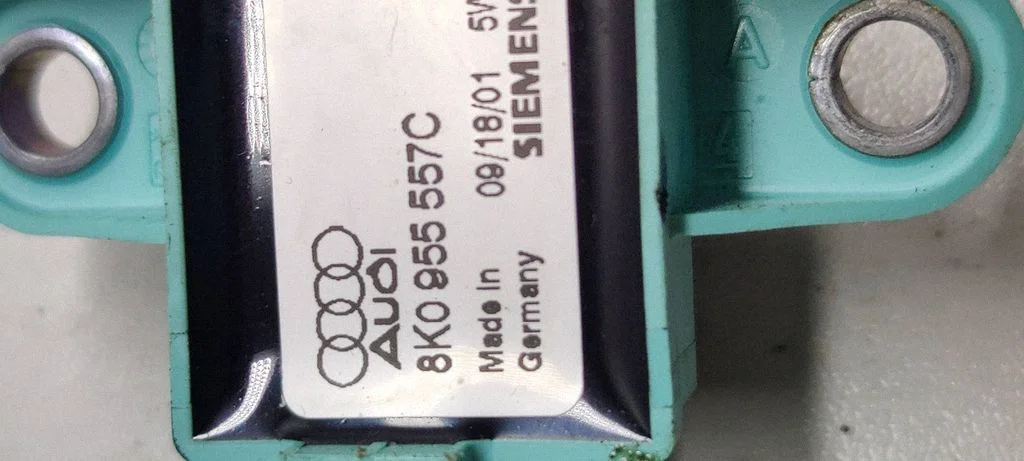 Airbag deployment crash/impact sensor 8K0955557C