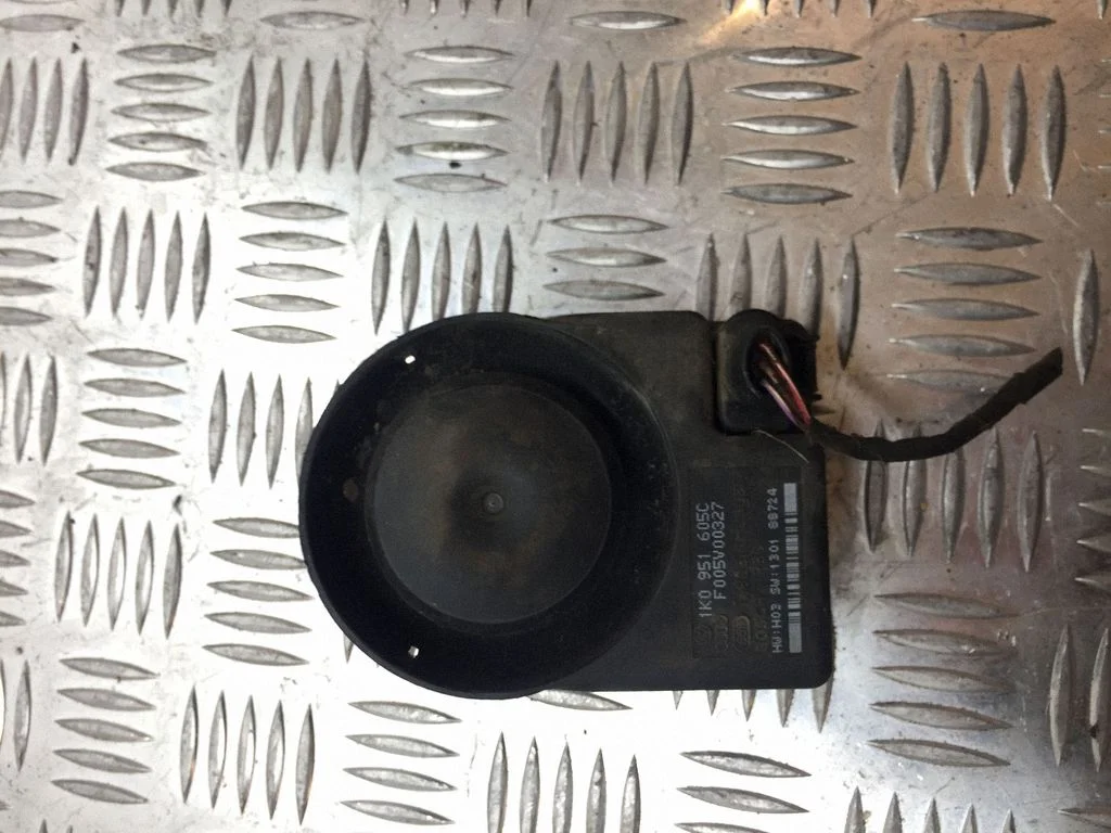 Alarm system siren 1K0951605C