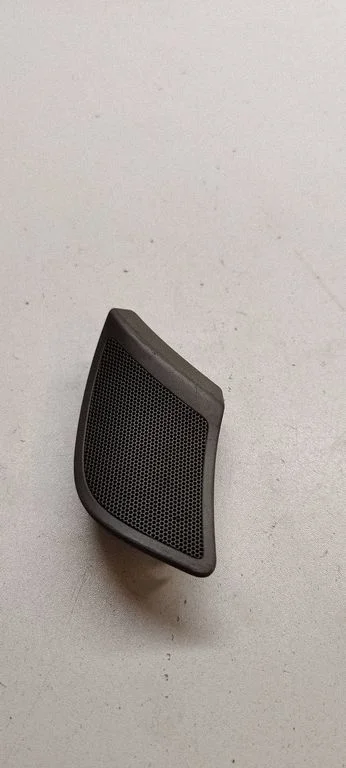 Front door speaker – Audi A4 S4 B7 8E 8H (2005-2008)