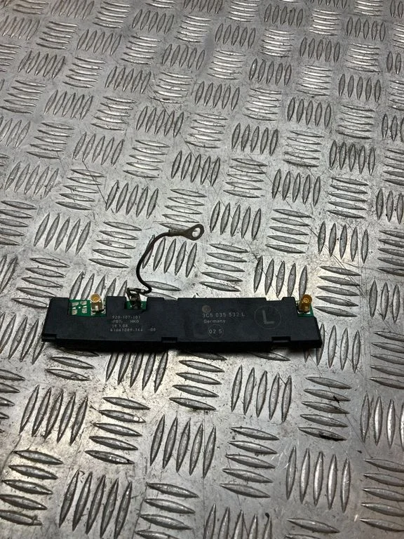 Antenas pastiprinātājs 3C5035532L