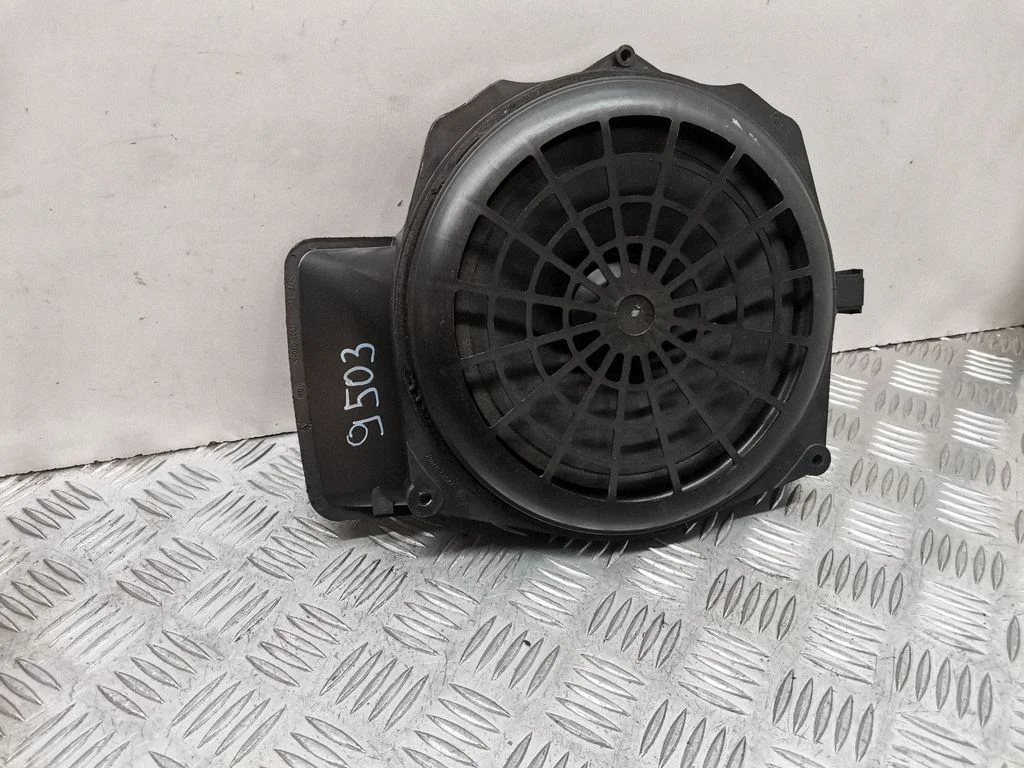 Subwoofer 8E0035412D01S