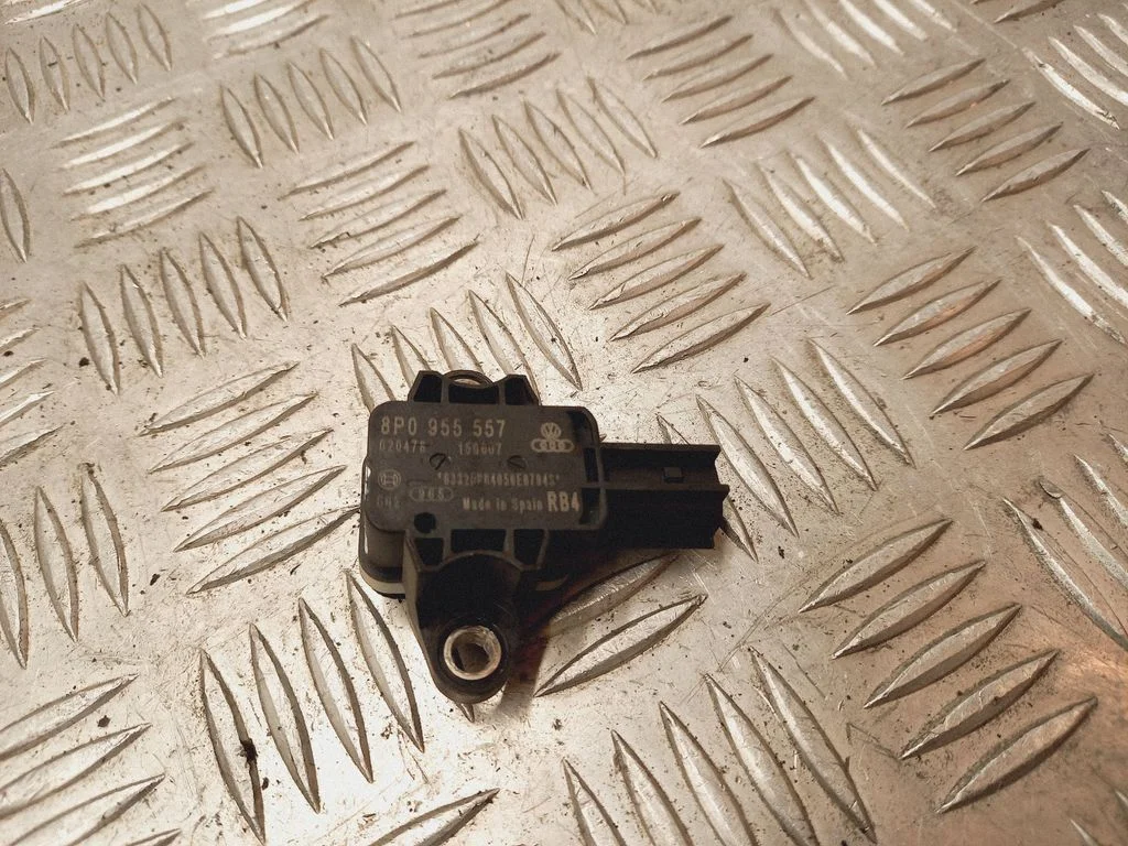 Airbag deployment crash/impact sensor 8P0955557