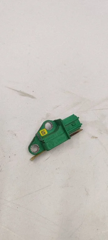 Airbag deployment crash/impact sensor 1K0909606C