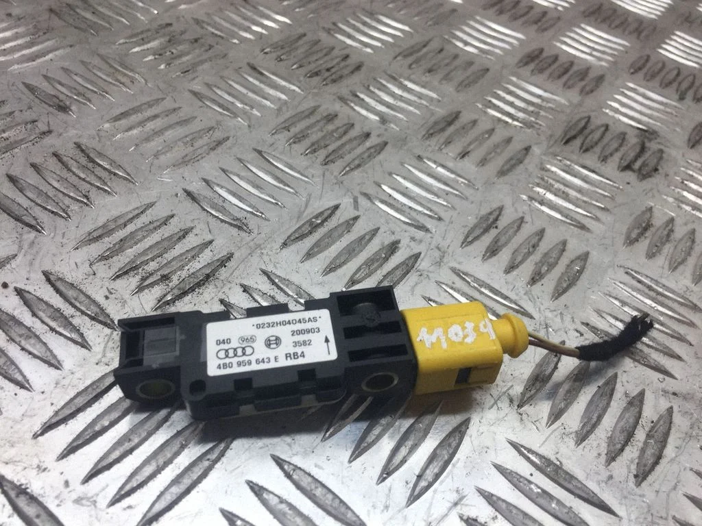 Airbag deployment crash/impact sensor 4B0959643E