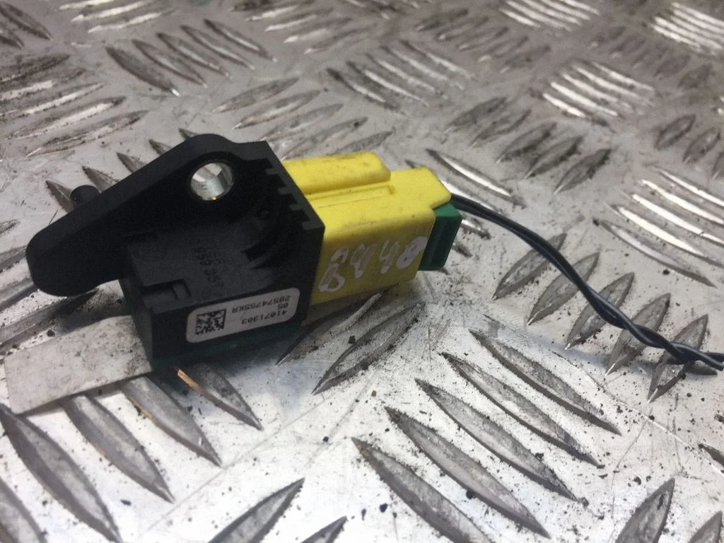 Drošības spilvenu trieciena sensors 5N0959351