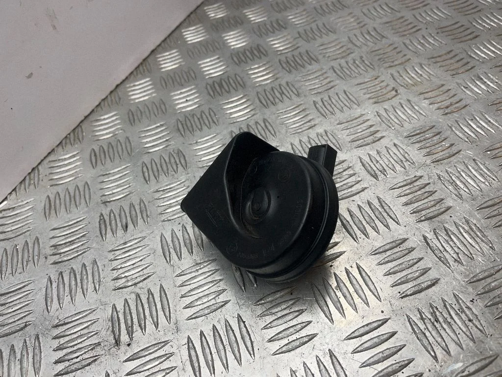 Horn signal – Renault Clio III (2005-2012)
