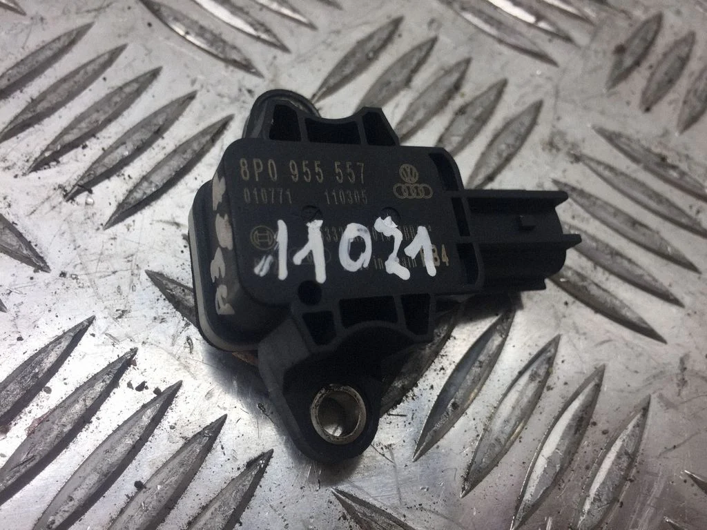 Airbag deployment crash/impact sensor 8P0955557