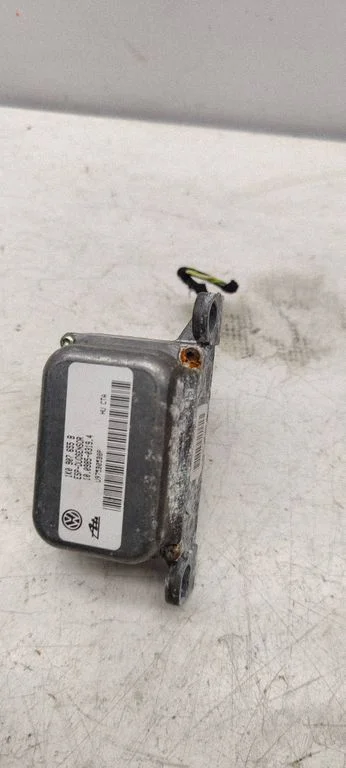 ESP (stabiilsussüsteemi) andur (pöördekiirusandur) – Seat Altea XL (2004-2015)