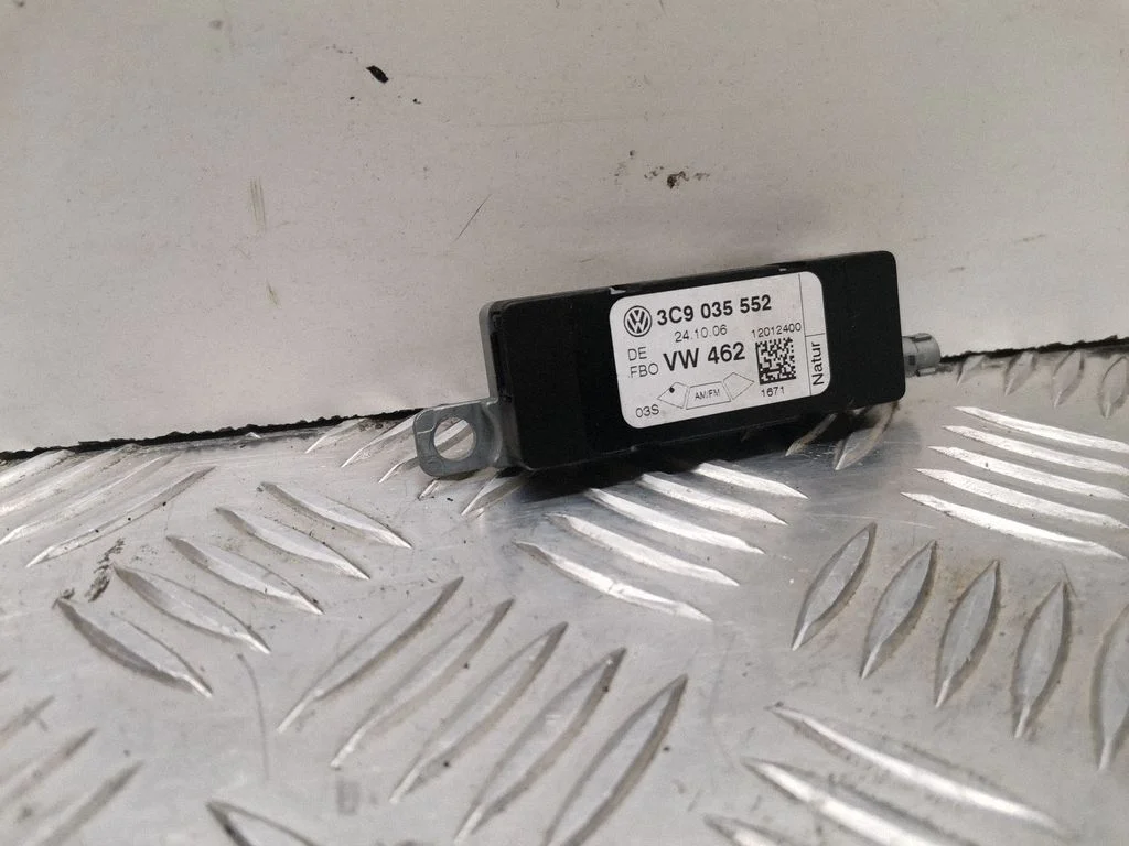 Antenni võimendi 3C9035552