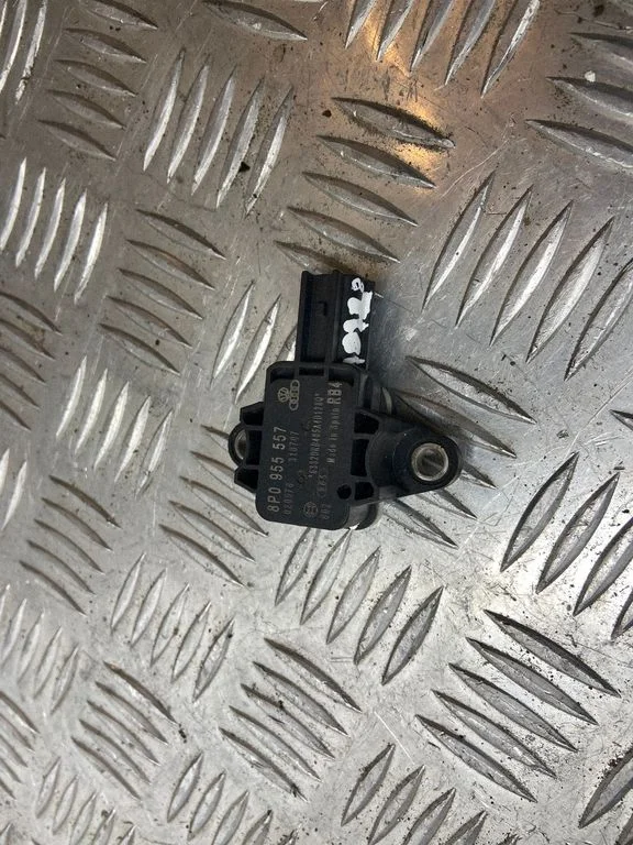 Airbag deployment crash/impact sensor 8P0955557
