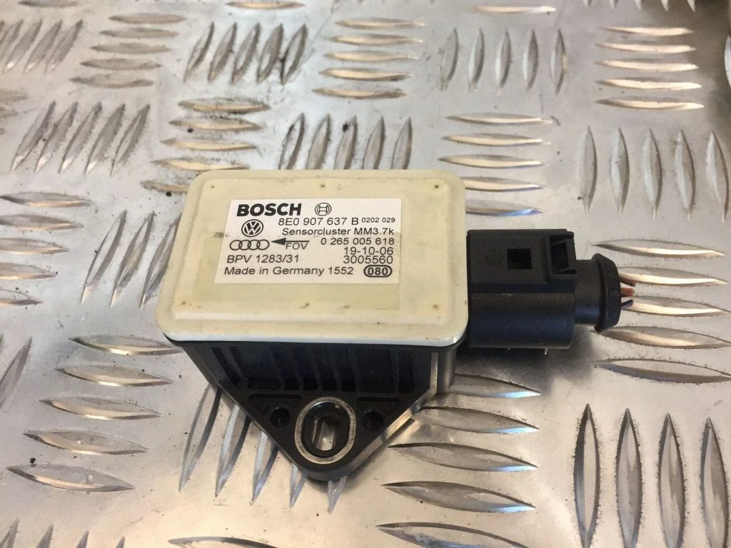 ESP acceleration yaw rate sensor 8E0907637B