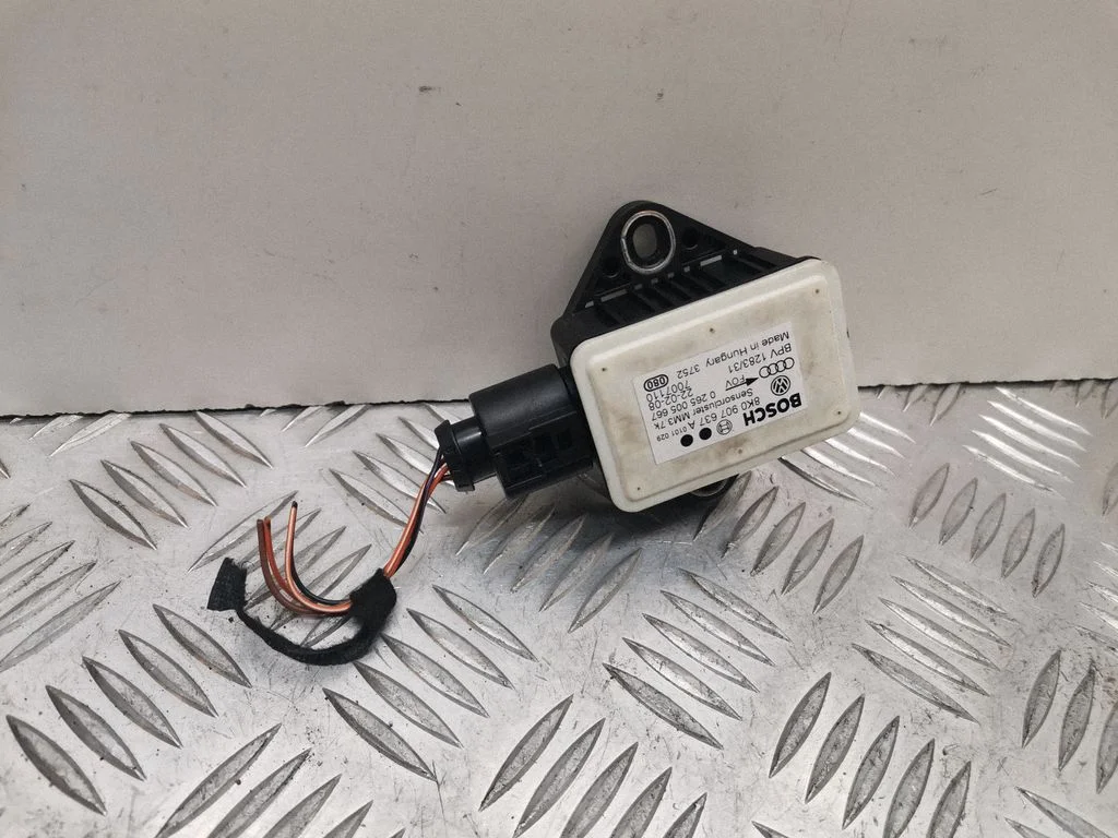 ESP acceleration yaw rate sensor 8K0907637A