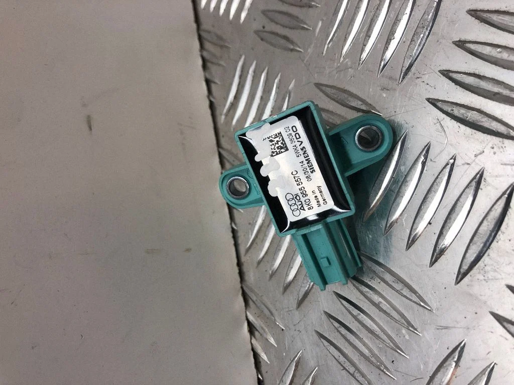 Airbag deployment crash/impact sensor 8K0955557C