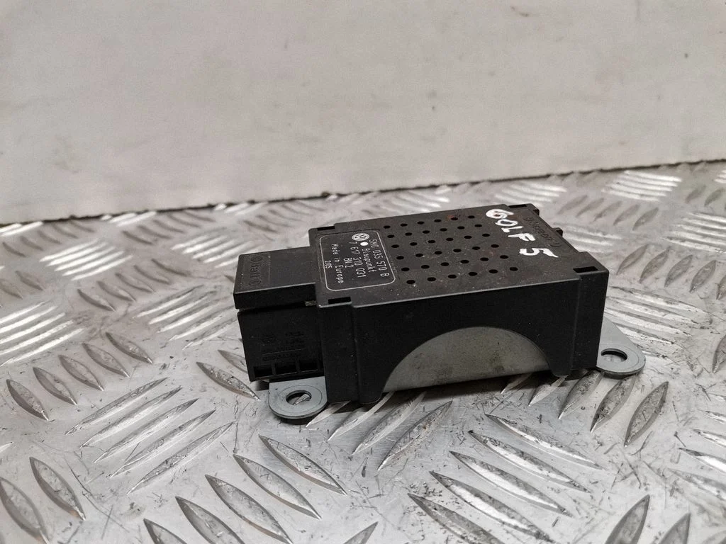 Aerial antenna amplifier 5M0035570B