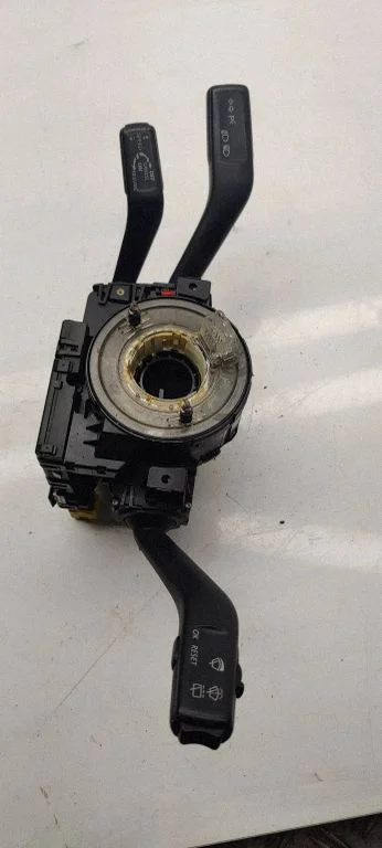 Wiper turn signal indicator stalk/switch 3C9953513C