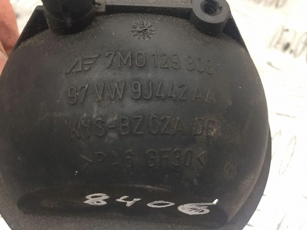 Vacuum air tank – Volkswagen Passat B6 (2005-2010)