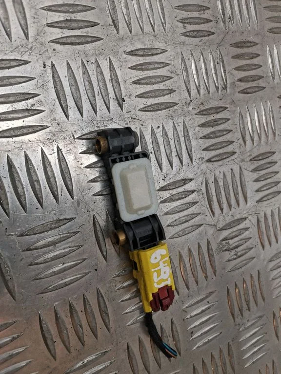 Turvapadja löögiandur 8E0959643B
