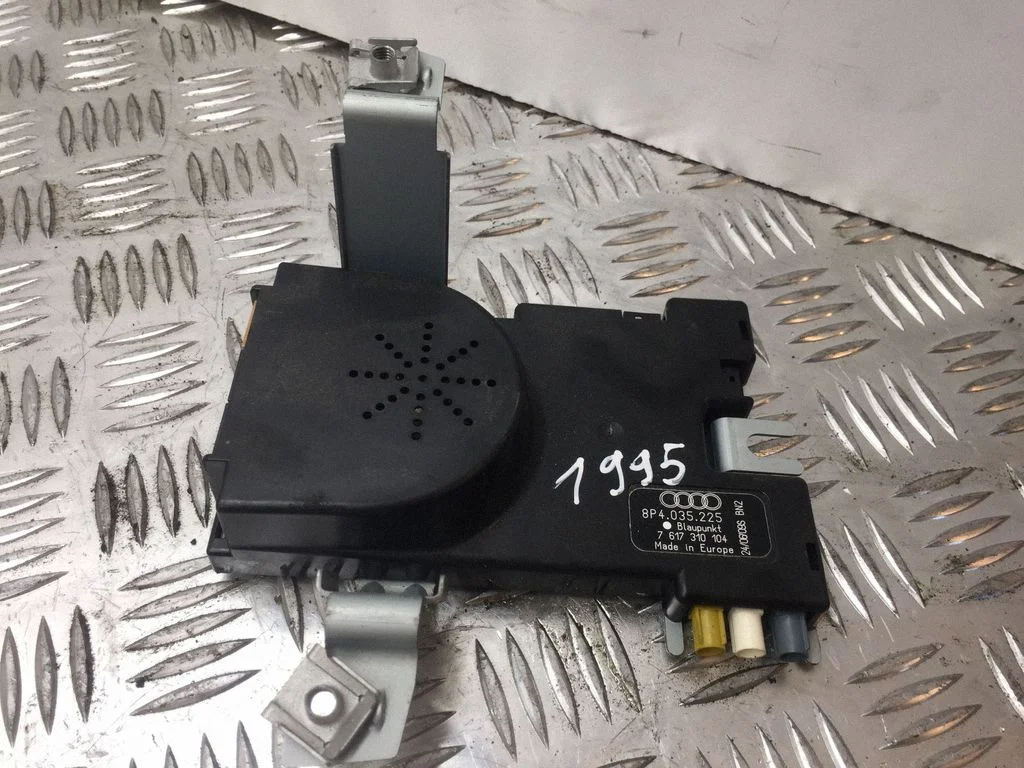 Aerial antenna amplifier 8P4035225