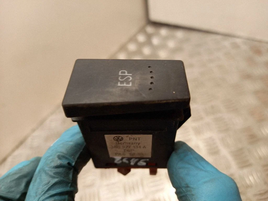ESP (stability program) switch 3B0927134A