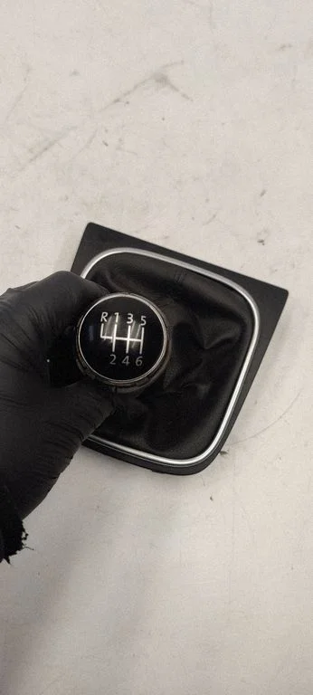 Gear lever shifter trim leather/knob 1K0711113BK
