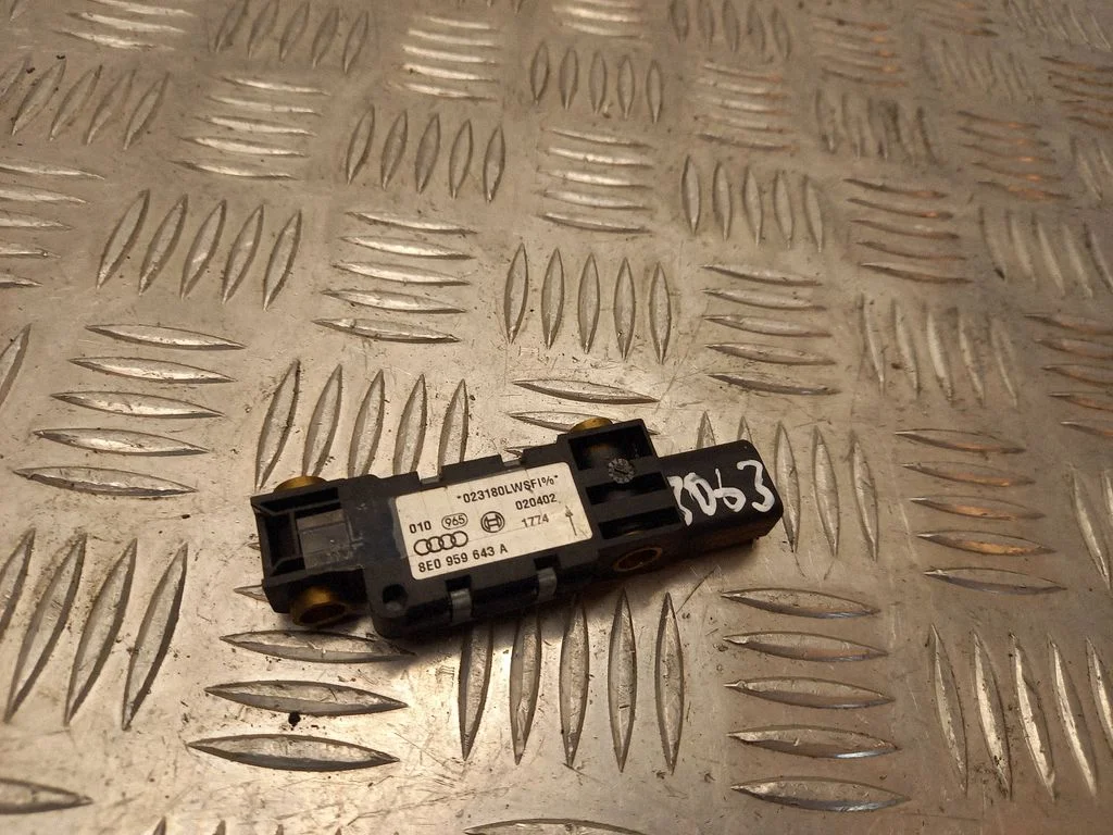 Airbag deployment crash/impact sensor 8E0959643A