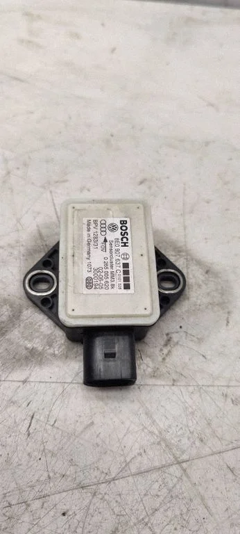 ESP acceleration yaw rate sensor 8E0907637C