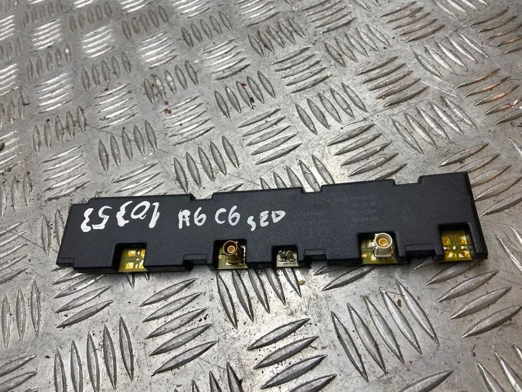 Aerial antenna amplifier 4F5035225A