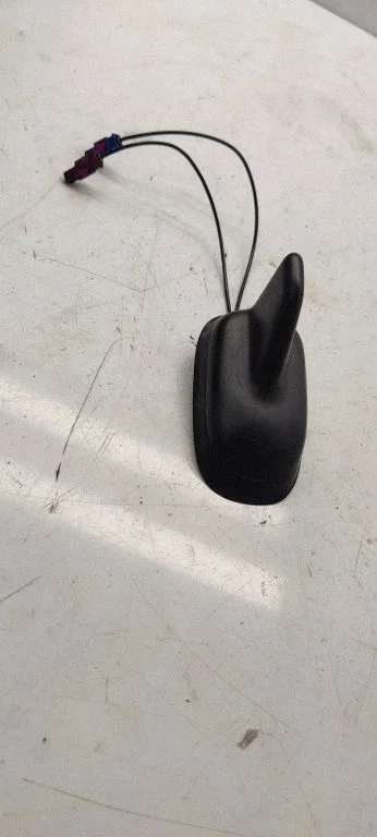 Antena (GPS) – Volkswagen Passat CC (2008-2016)